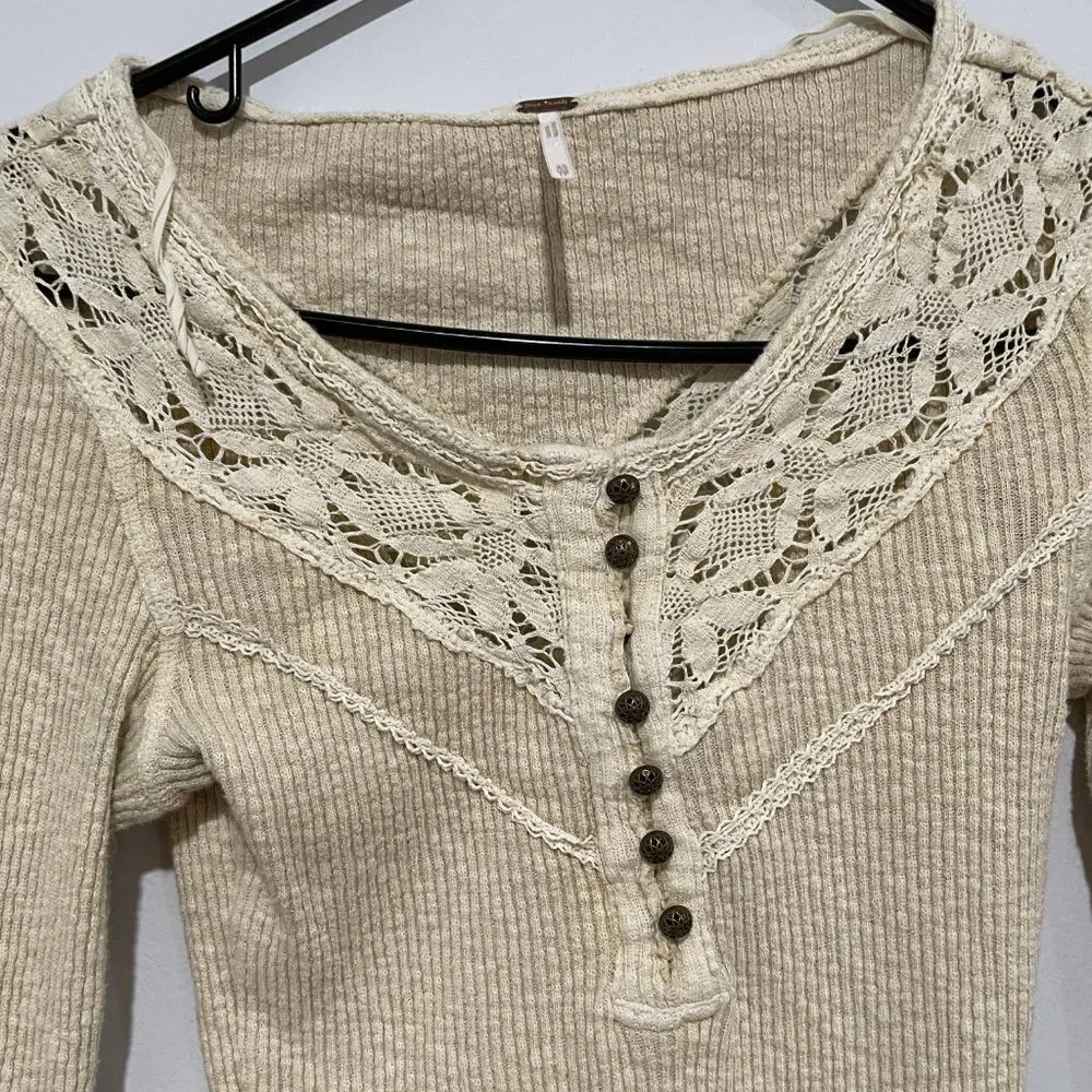 Free People Women's Cream Woman Long Sleeve Top Size XS